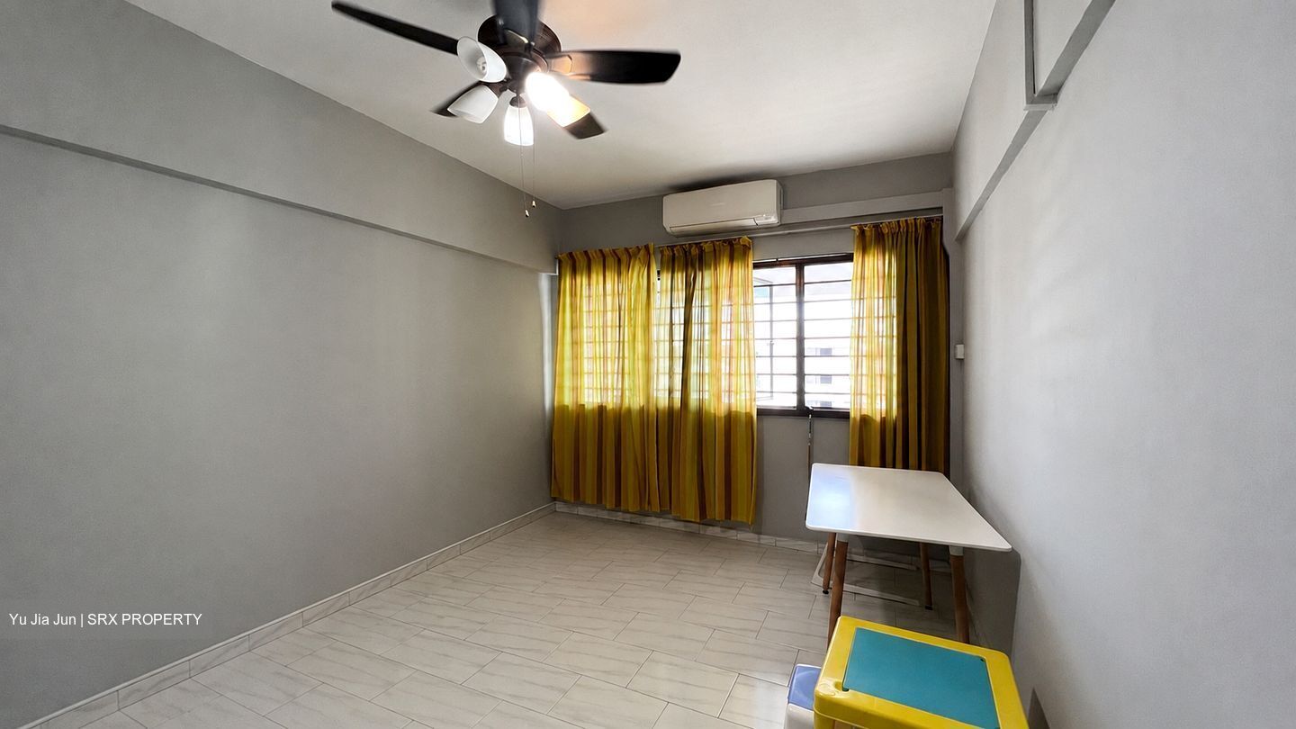 Blk 429 Tampines Street 41 (Tampines), HDB Executive #558570751